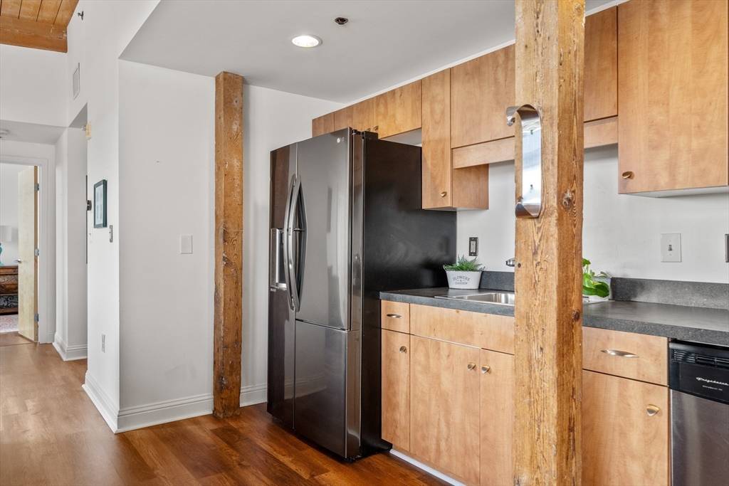 Brockton, MA 02302,147 Centre Street #603