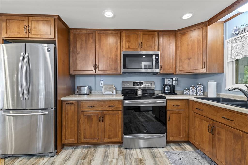 Taunton, MA 02780,50 Highland Street #111