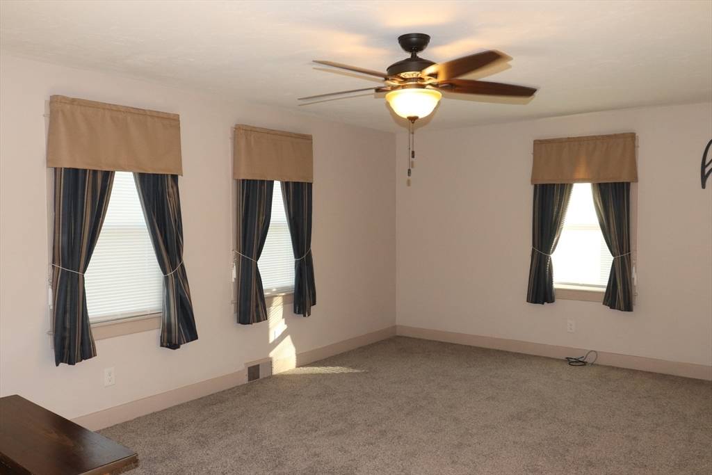 Ayer, MA 01432,11 Fitchburg #1