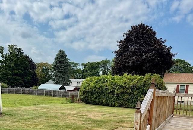 Agawam, MA 01001,28 Meadow Ave