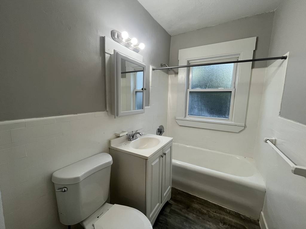 Lynn, MA 01902,53 Arlington St #4