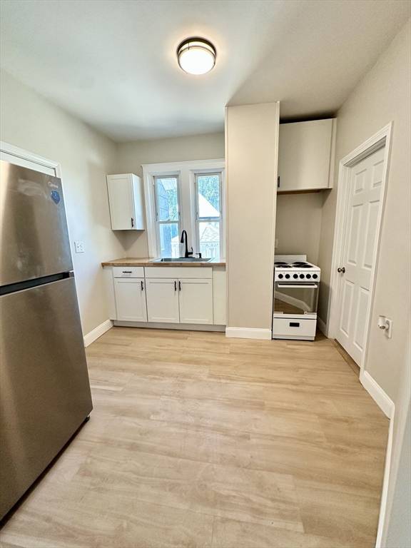 New Bedford, MA 02740,299 Cedar St