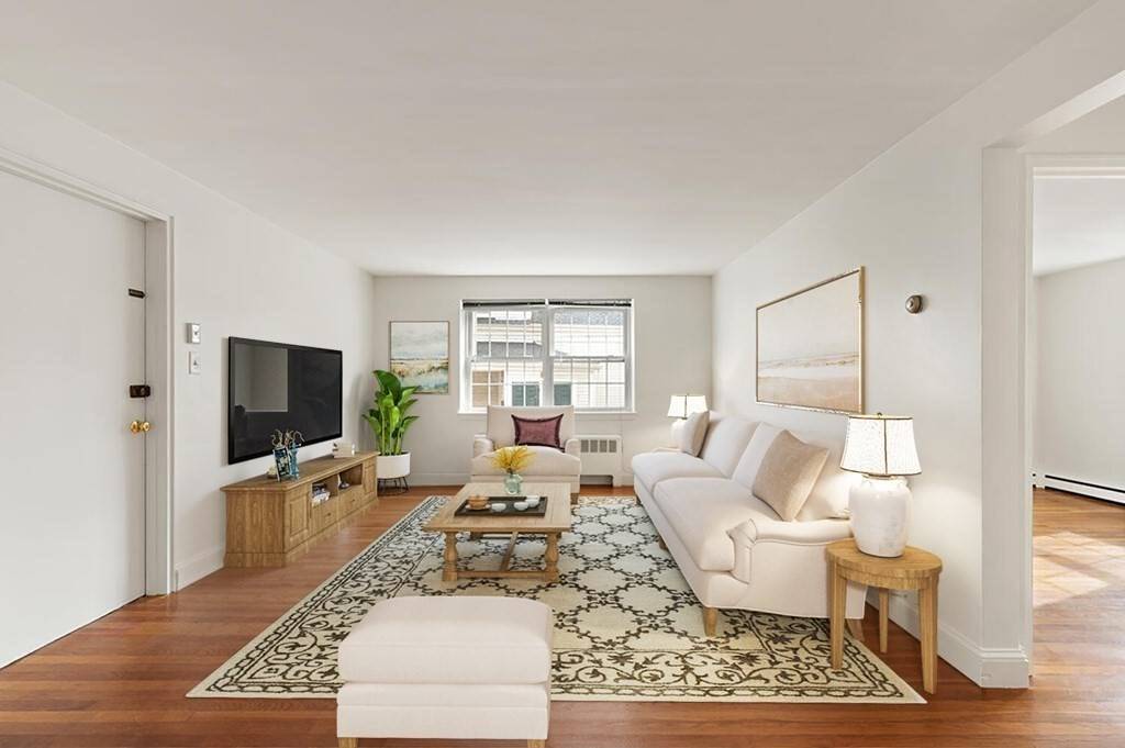 Arlington, MA 02476,4 Menotomy Rd #9