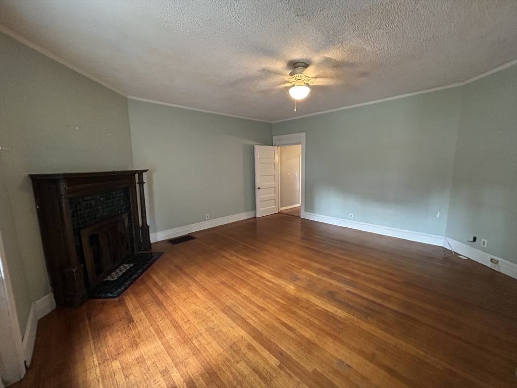 Quincy, MA 02170,1 Grand View Ave #1