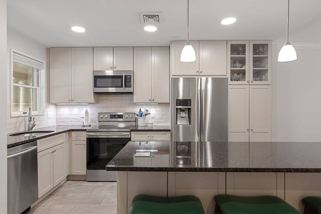 Boston, MA 02130,55 Eliot St #43