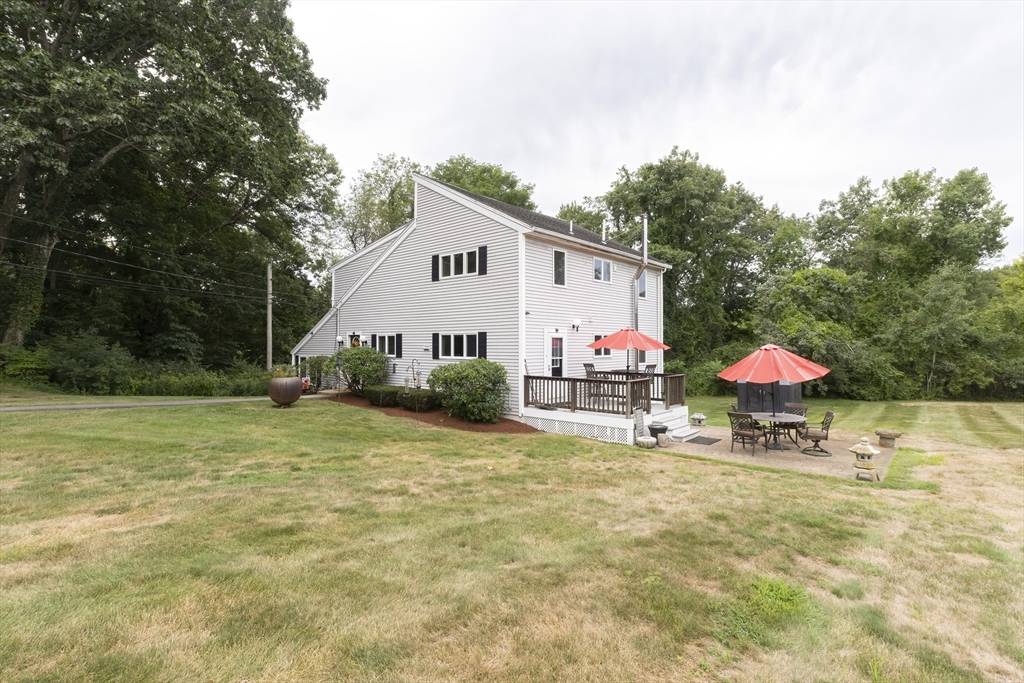 Southborough, MA 01772,7 Johnson Rd