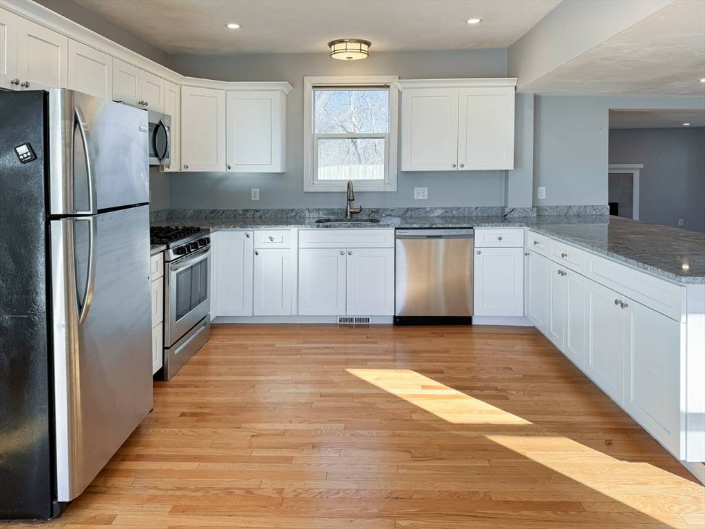 Wareham, MA 02538,1 Chapel Ln