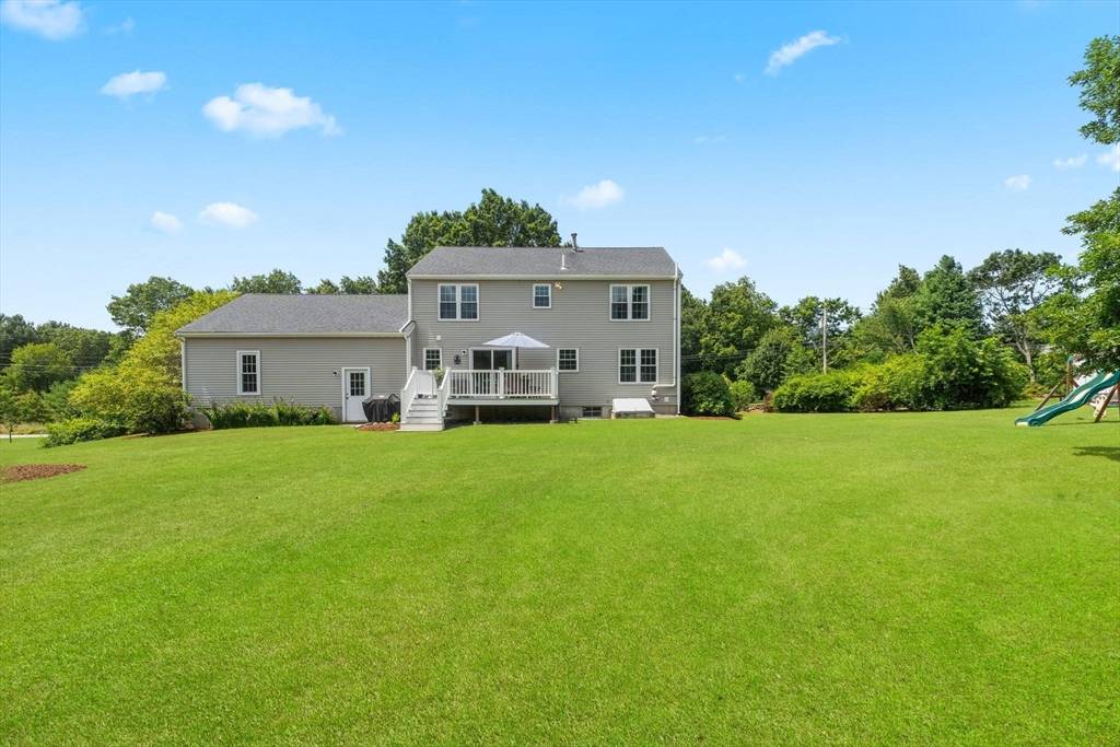 Mansfield, MA 02048,27 Bird Rd