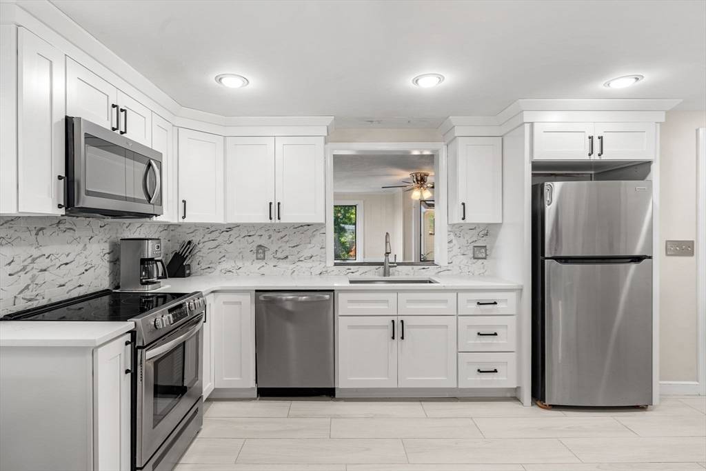 Woburn, MA 01801,14 Harvard St Ext