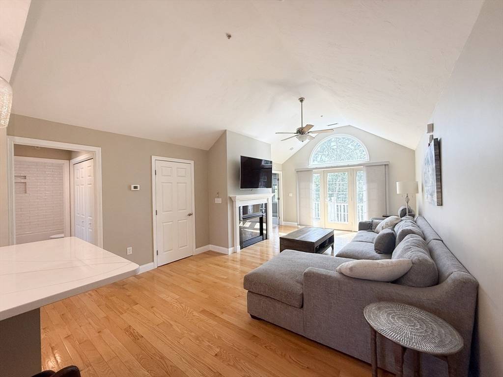 Wakefield, MA 01880,410 Salem St #1003