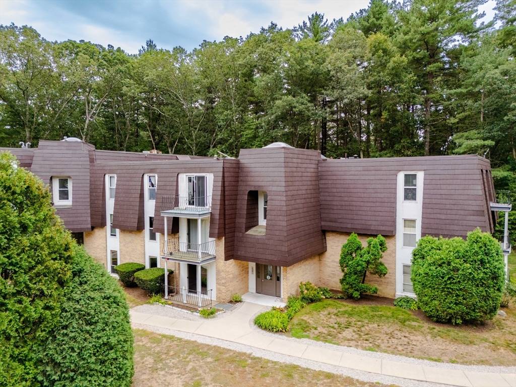 Milford, MA 01757,3 Shadowbrook Lane #3