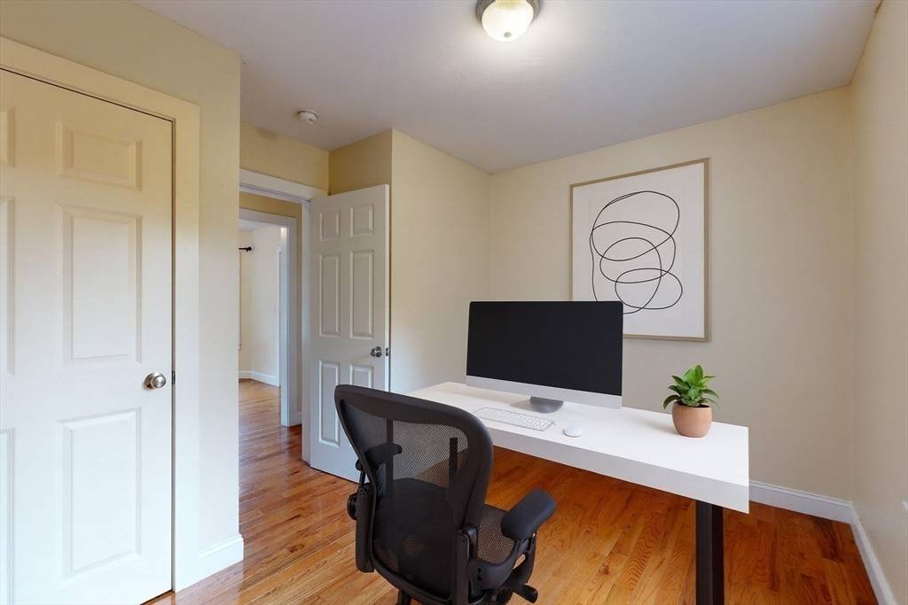 West Bridgewater, MA 02379,29 Ellis Ave