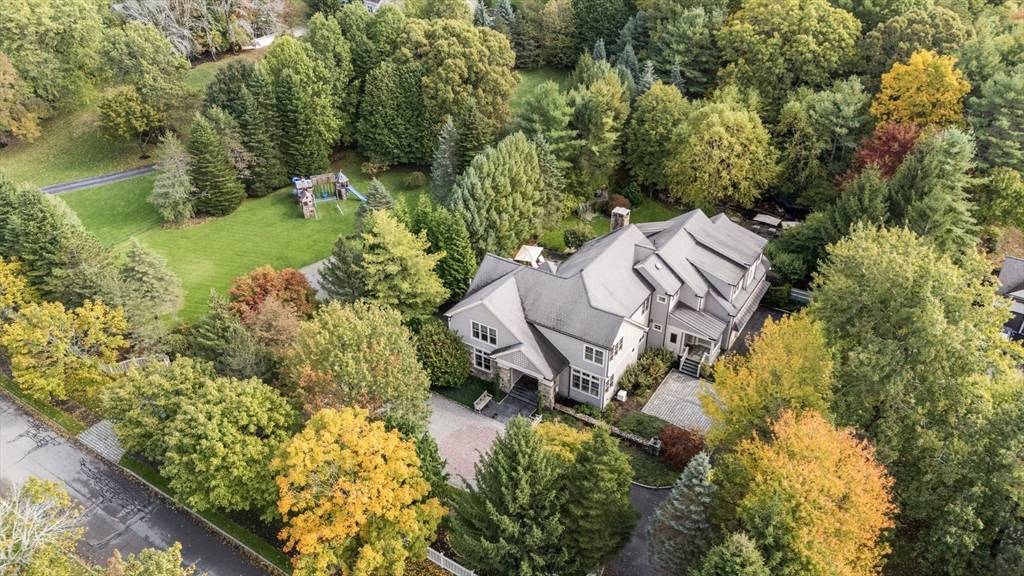 Westwood, MA 02090,9 Stonegate Dr