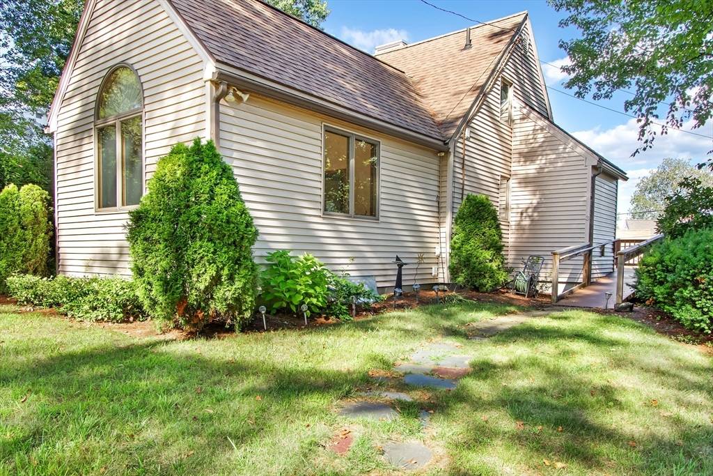 North Brookfield, MA 01535,3 River Road