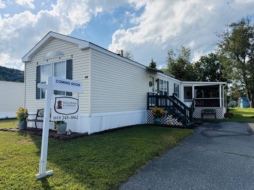 Monson, MA 01057,268 Palmer Rd #44