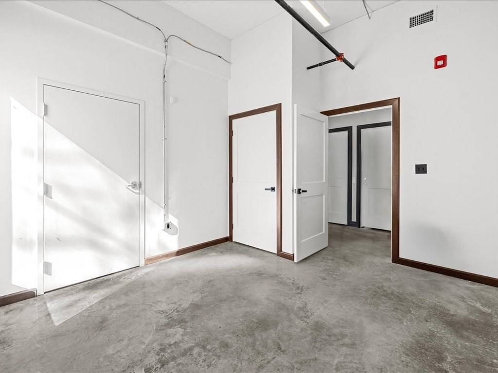 Peabody, MA 01960,160 Main Street #120