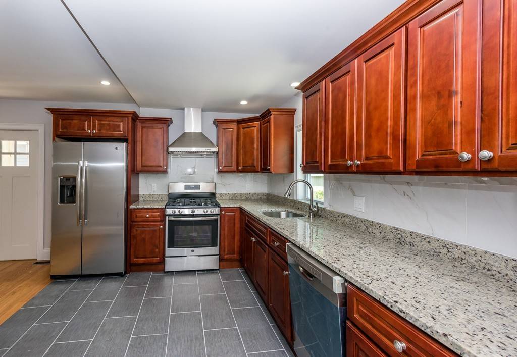 Boston, MA 02122,31 Duncan Street #2