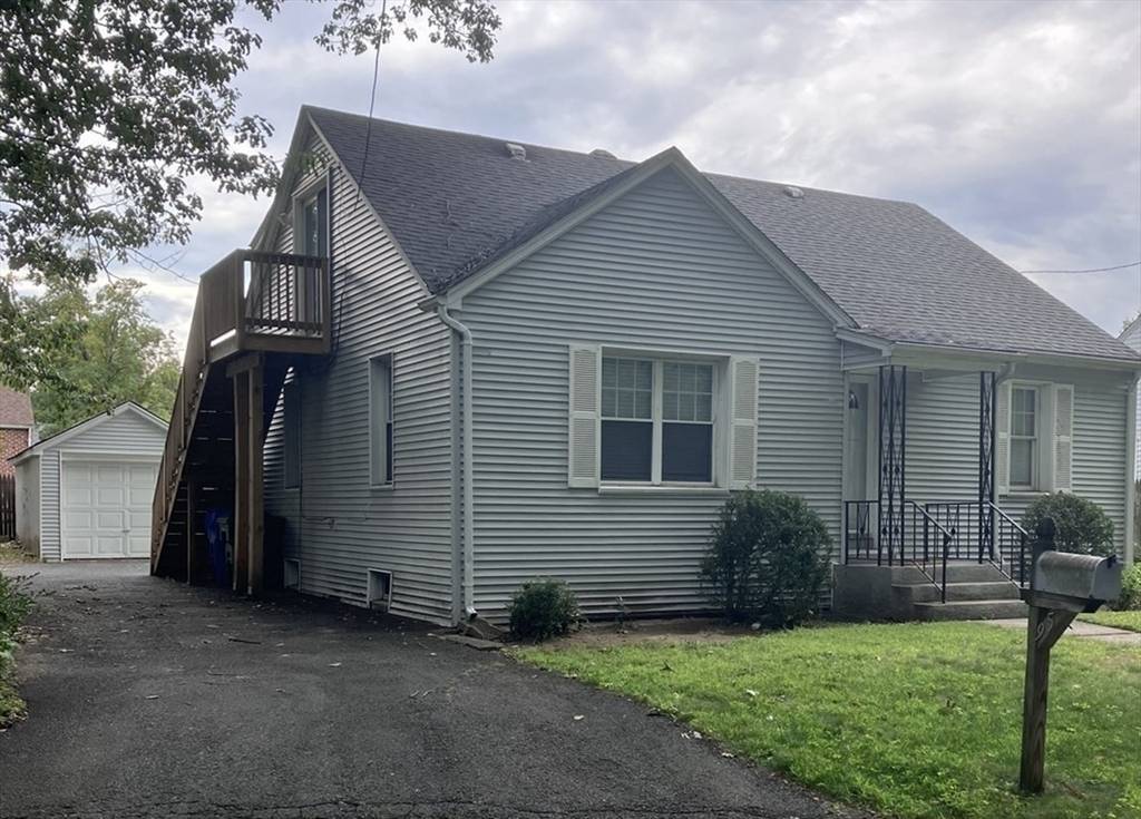 Springfield, MA 01107,95 Weaver Rd