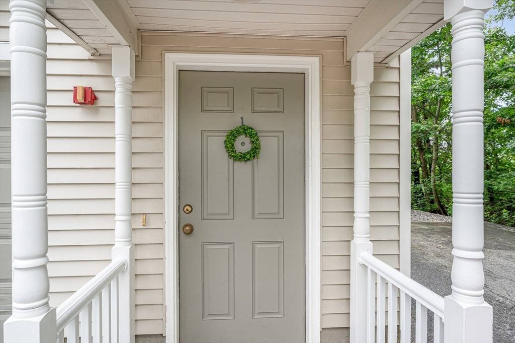 Tewksbury, MA 01876,42 Rogers St #1