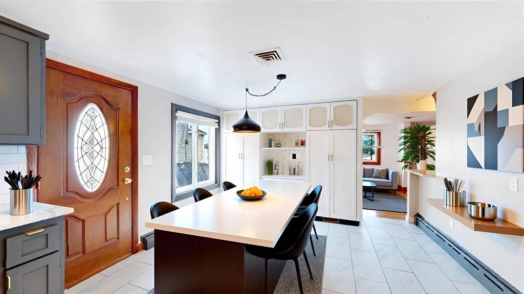 Boston, MA 02128,61 Montmorenci Ave #61