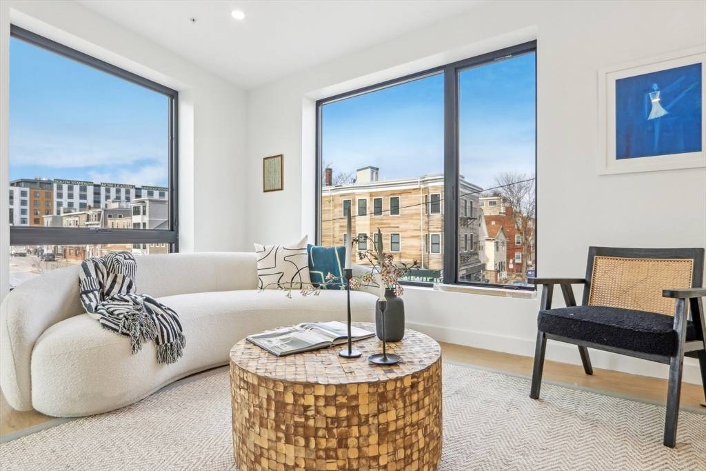 Boston, MA 02127,256 Dorchester Street #305