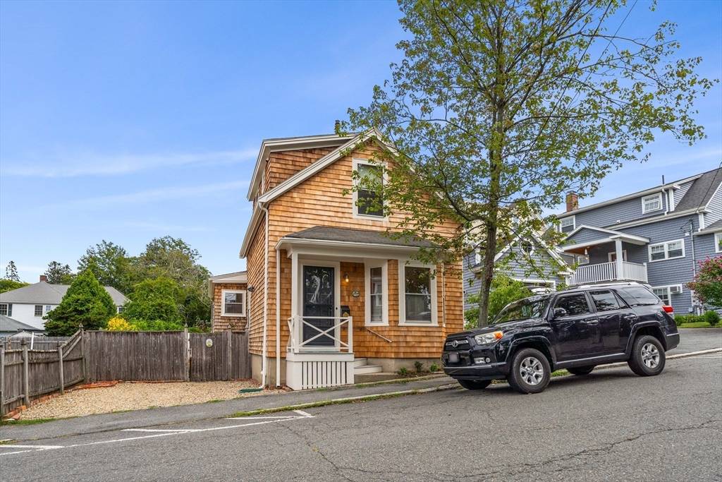 Marblehead, MA 01945,56 Hawkes
