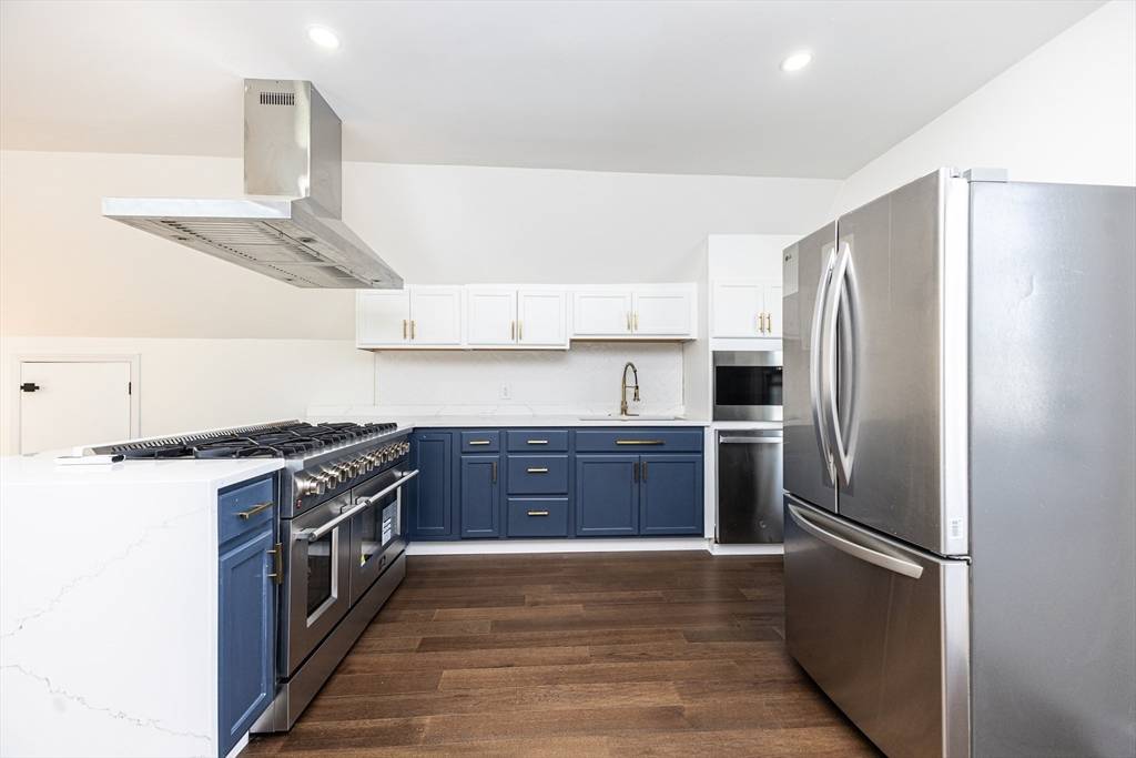 Boston, MA 02121,40 Devon St #3