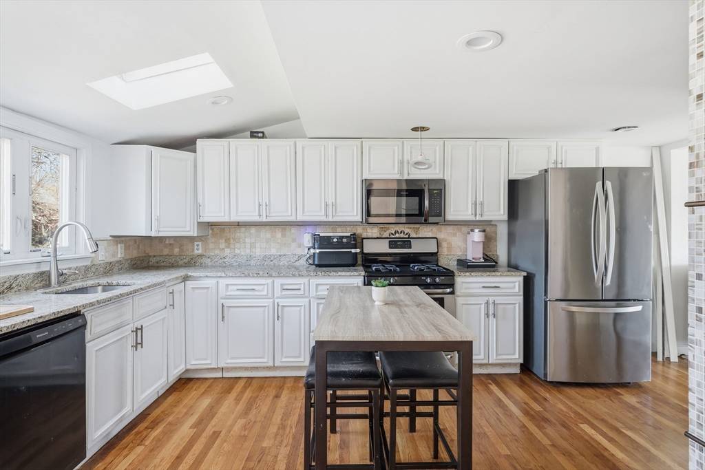 Stoughton, MA 02072,59 Summer Ave