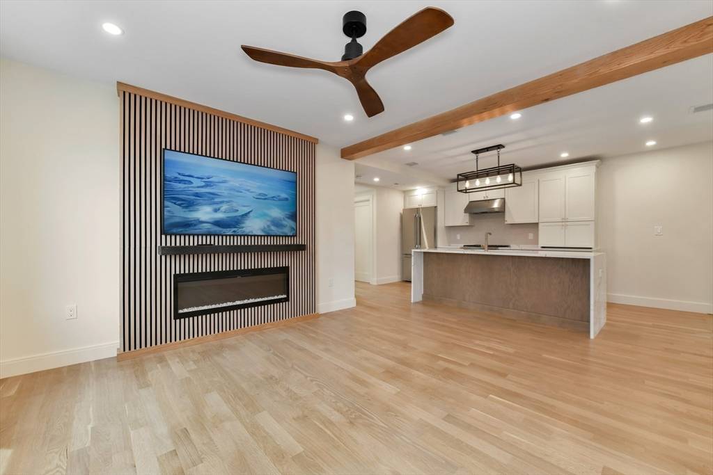 Boston, MA 02122,36 Mckone Street