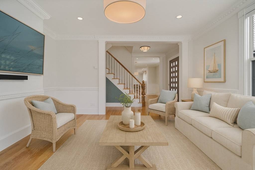 Newburyport, MA 01950,14 Dalton St