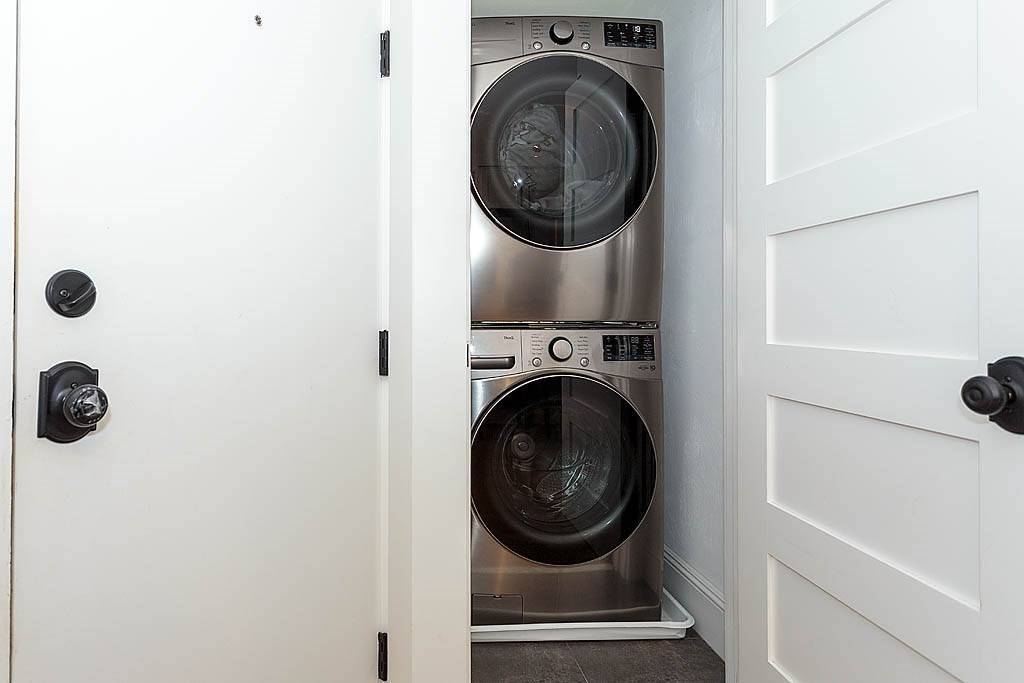 Boston, MA 02131,79 Robert St #3