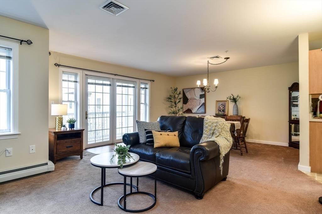 Stow, MA 01775,34 Meeting House Lane #U 208