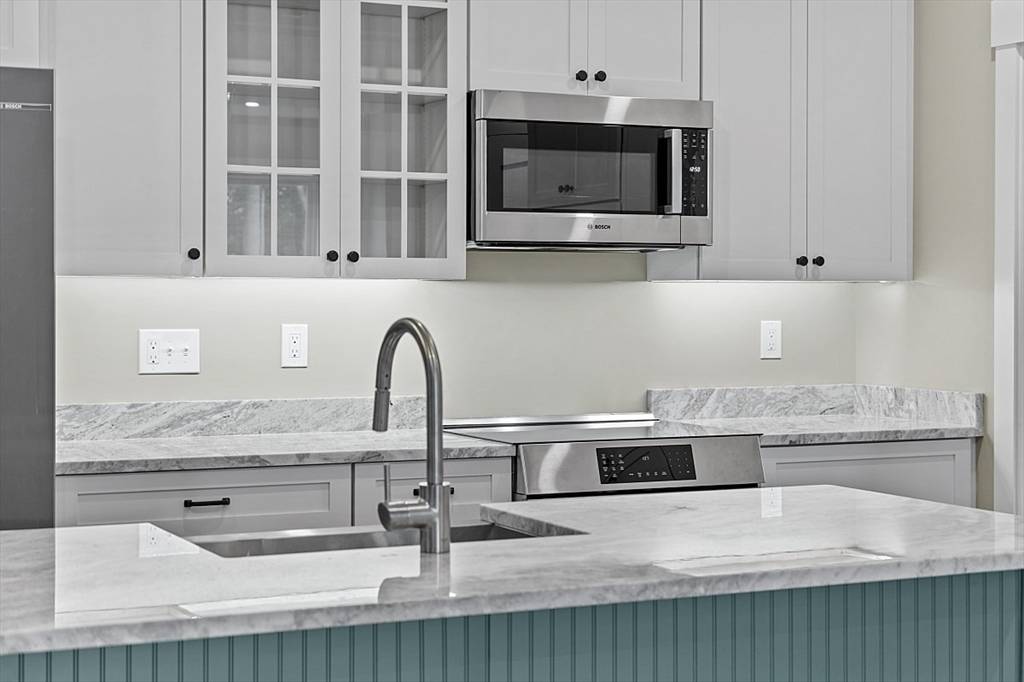 Carlisle, MA 01741,14 Kay's Walk