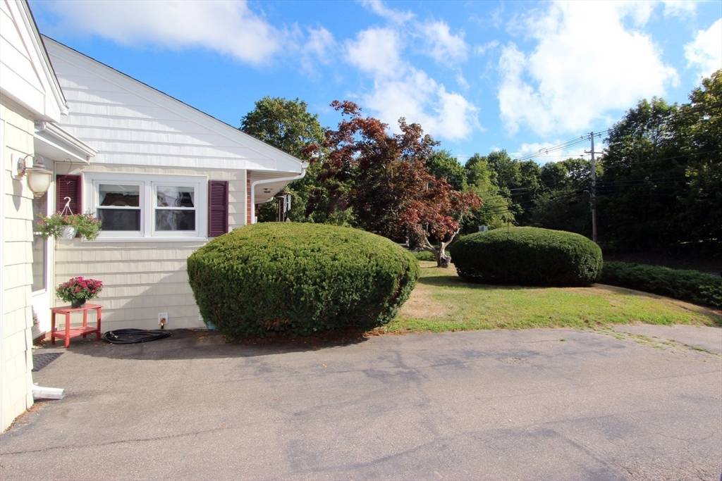 Lakeville, MA 02347,133 Main Street