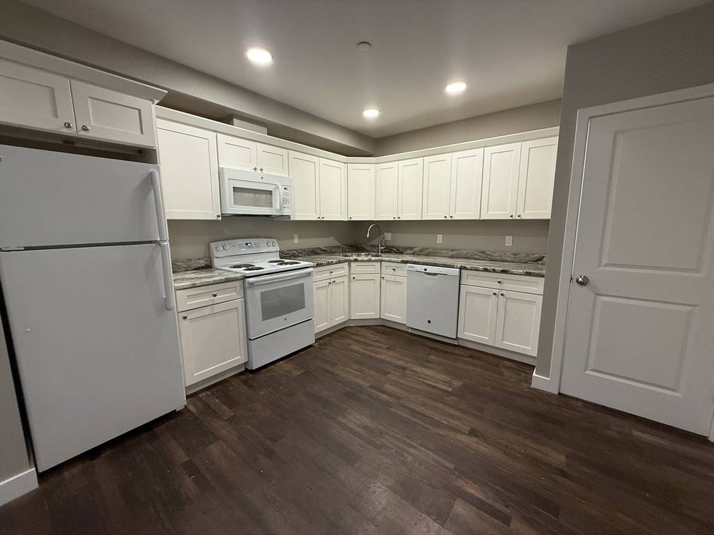 Revere, MA 02151,123 Shirley Ave #204