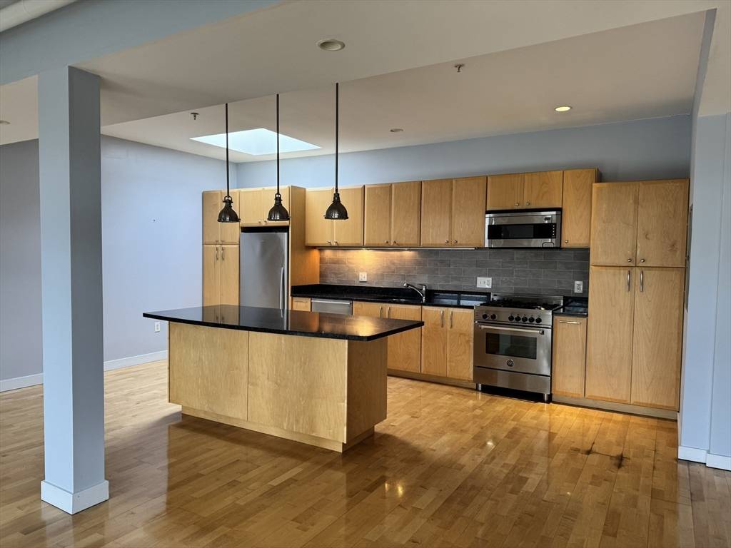 Boston, MA 02125,950 Dorchester Ave #304