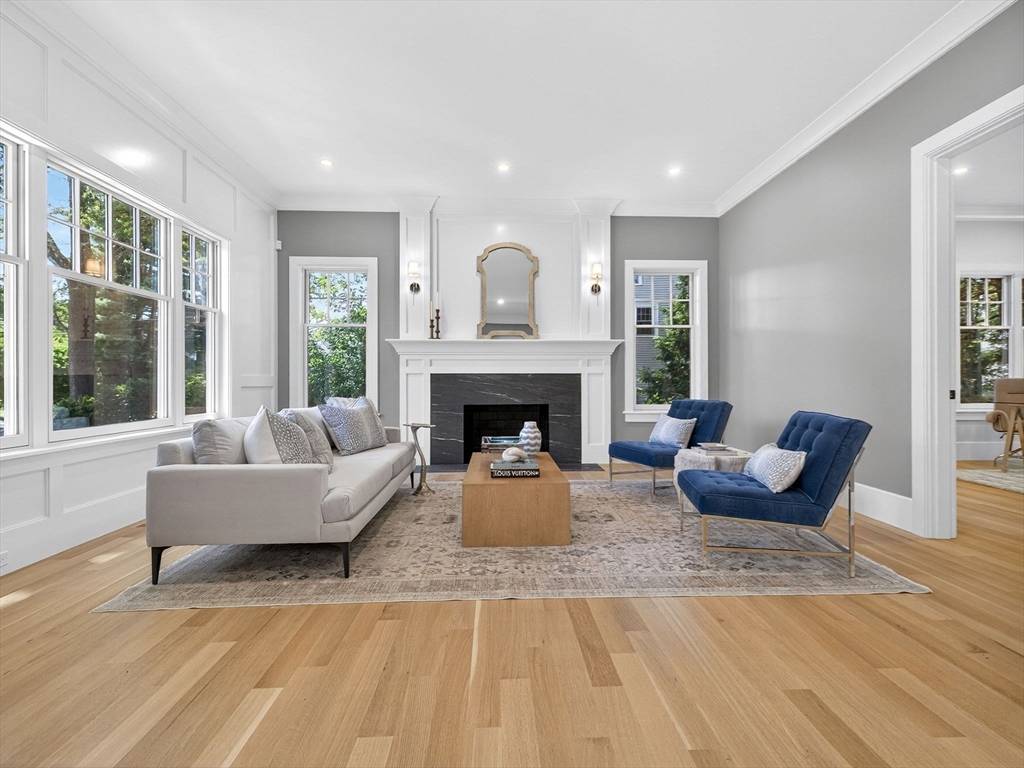 Wellesley, MA 02481,7 Mountview Rd