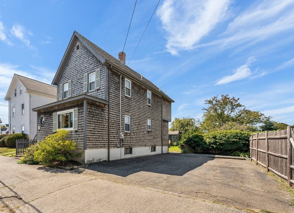 Peabody, MA 01960,14 Margin St