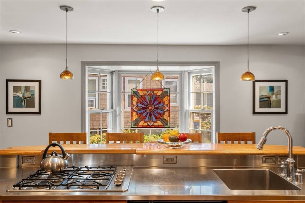 Winthrop, MA 02152,66 Lowell Road