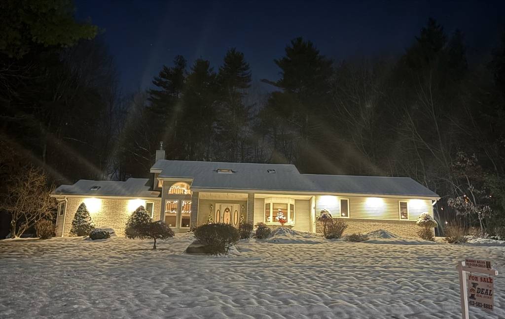 Ludlow, MA 01056,321 Westerly Cr