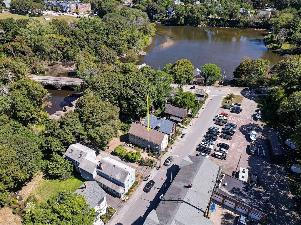 Ipswich, MA 01938,16 Elm Street