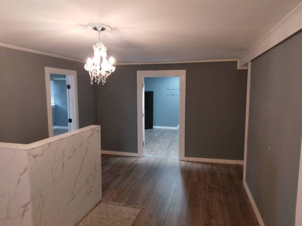 Sturbridge, MA 01566,71 Main Street #4