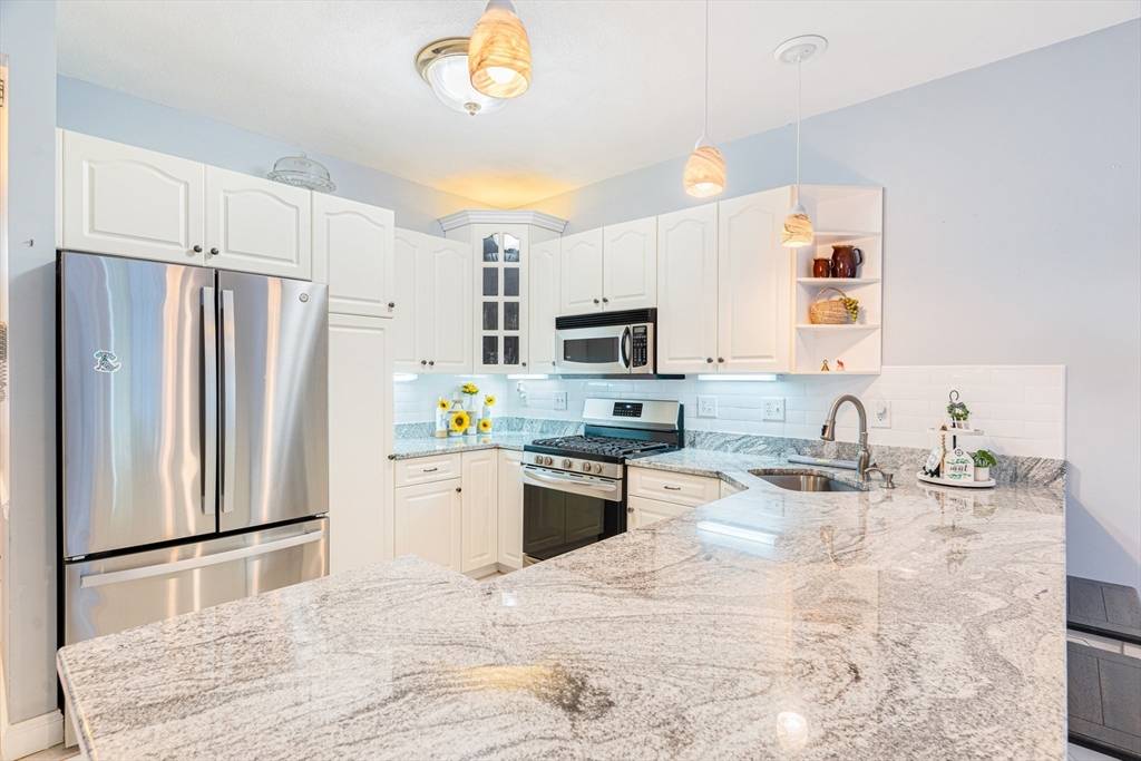 Tewksbury, MA 01876,6 Stonebury Way #6