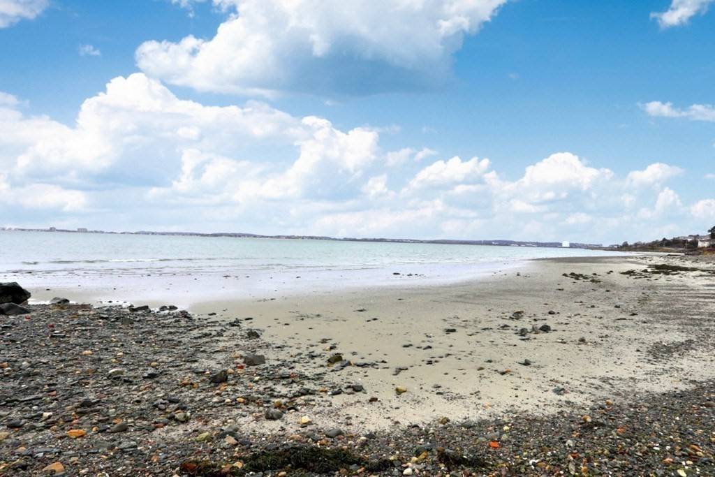 Nahant, MA 01908,8 Castle Rd