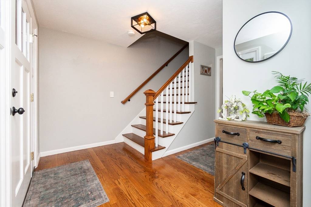 Framingham, MA 01701,85 Meadow