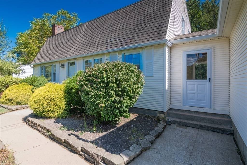 Westfield, MA 01085,14 Lynnwood Dr
