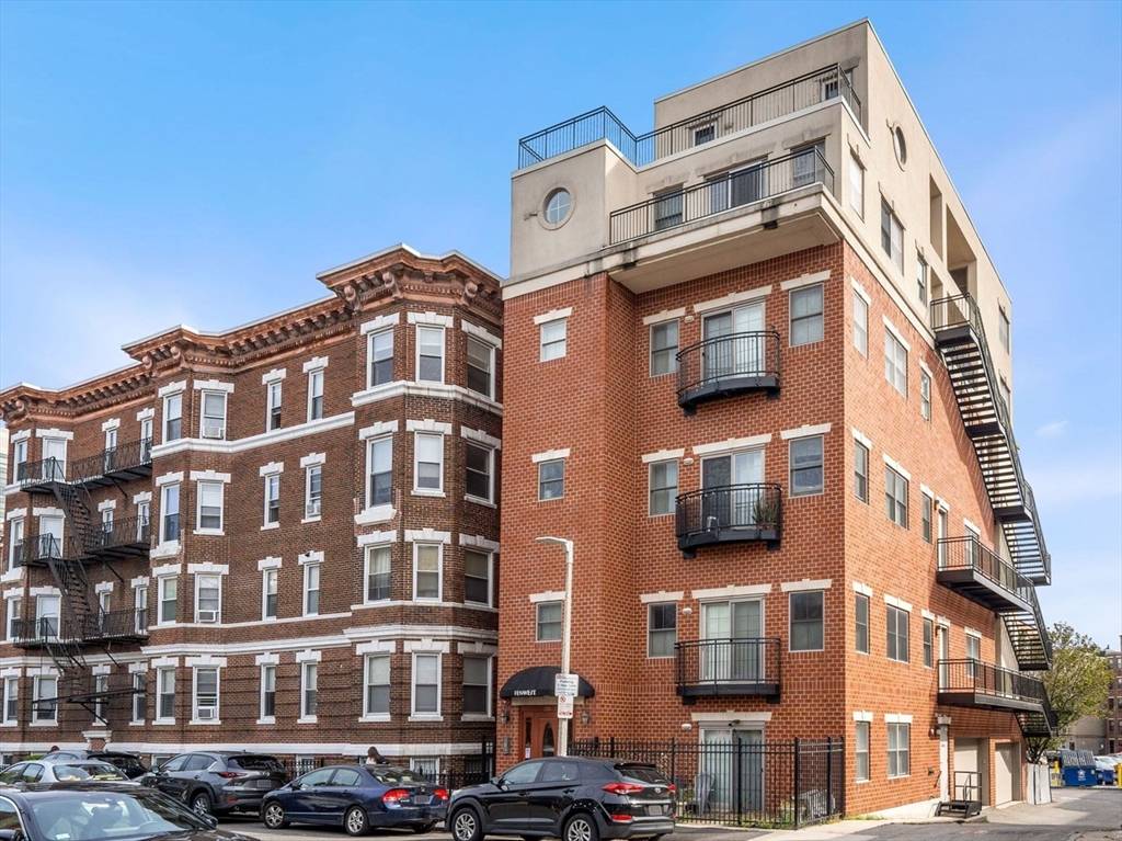 Boston, MA 02215,126 Jersey St #201