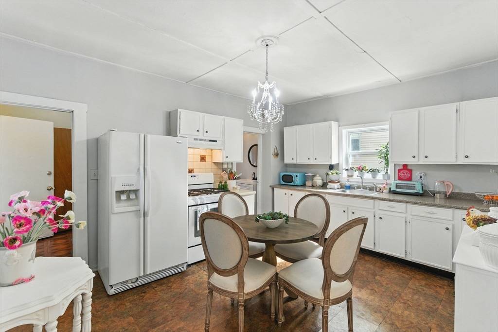 Haverhill, MA 01832,3 Autumn St