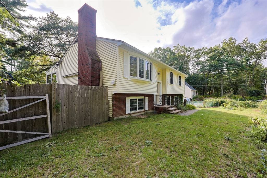 North Brookfield, MA 01535,34 North St
