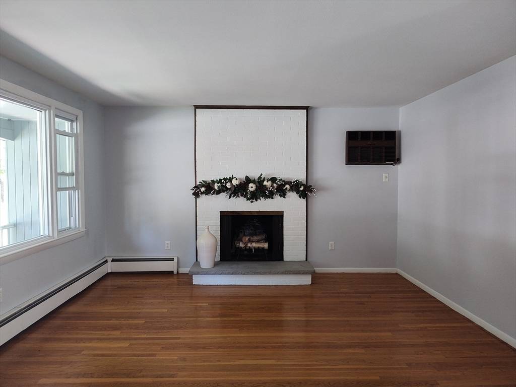 Northborough, MA 01532,107 Washburn St